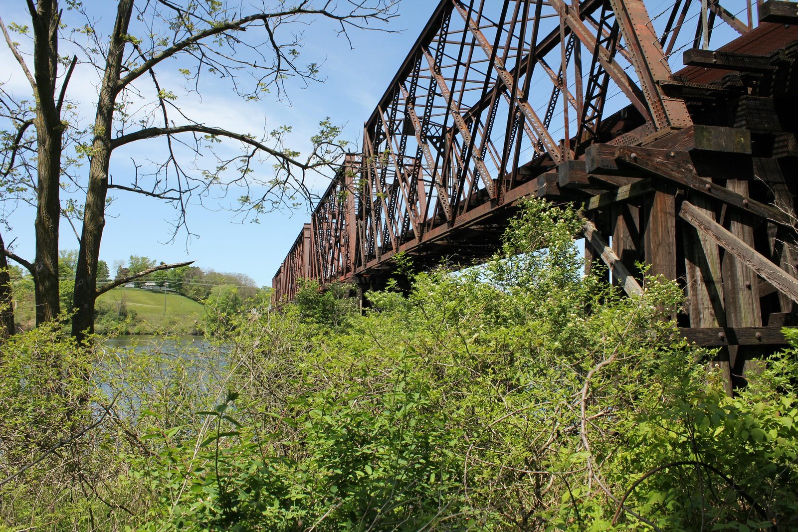 Looking north prior to 2014 reconstruction